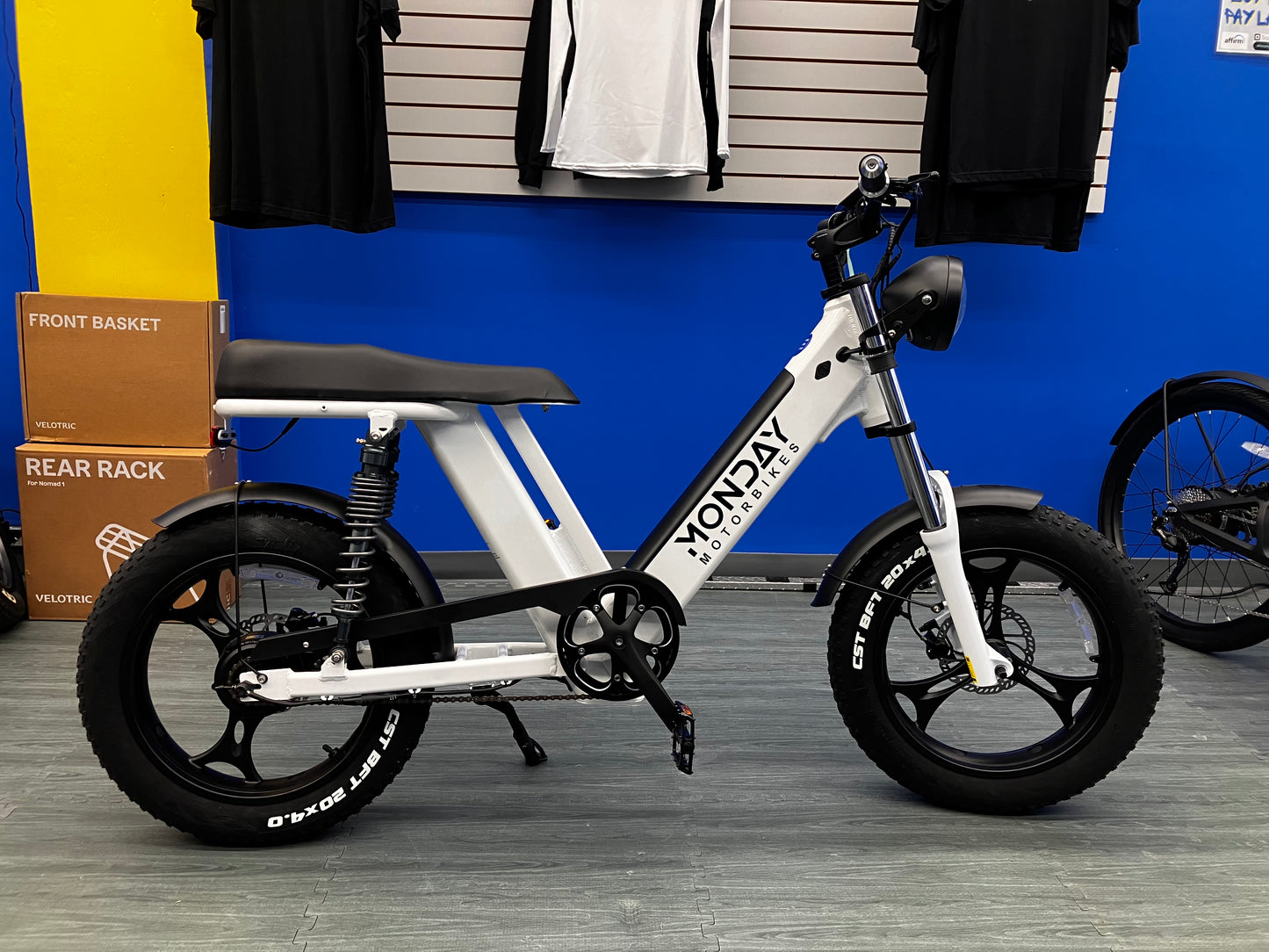 Gateway 750W - Monday Motorbikes