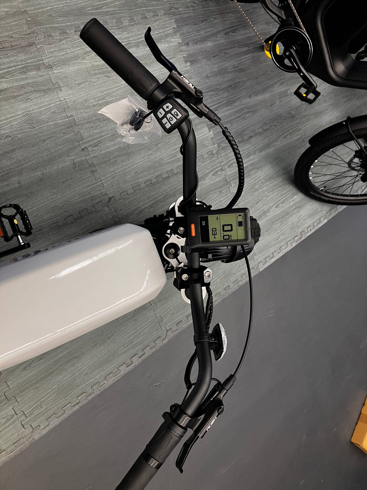 Anza 750s- Monday Motorbikes $600 OFF!!