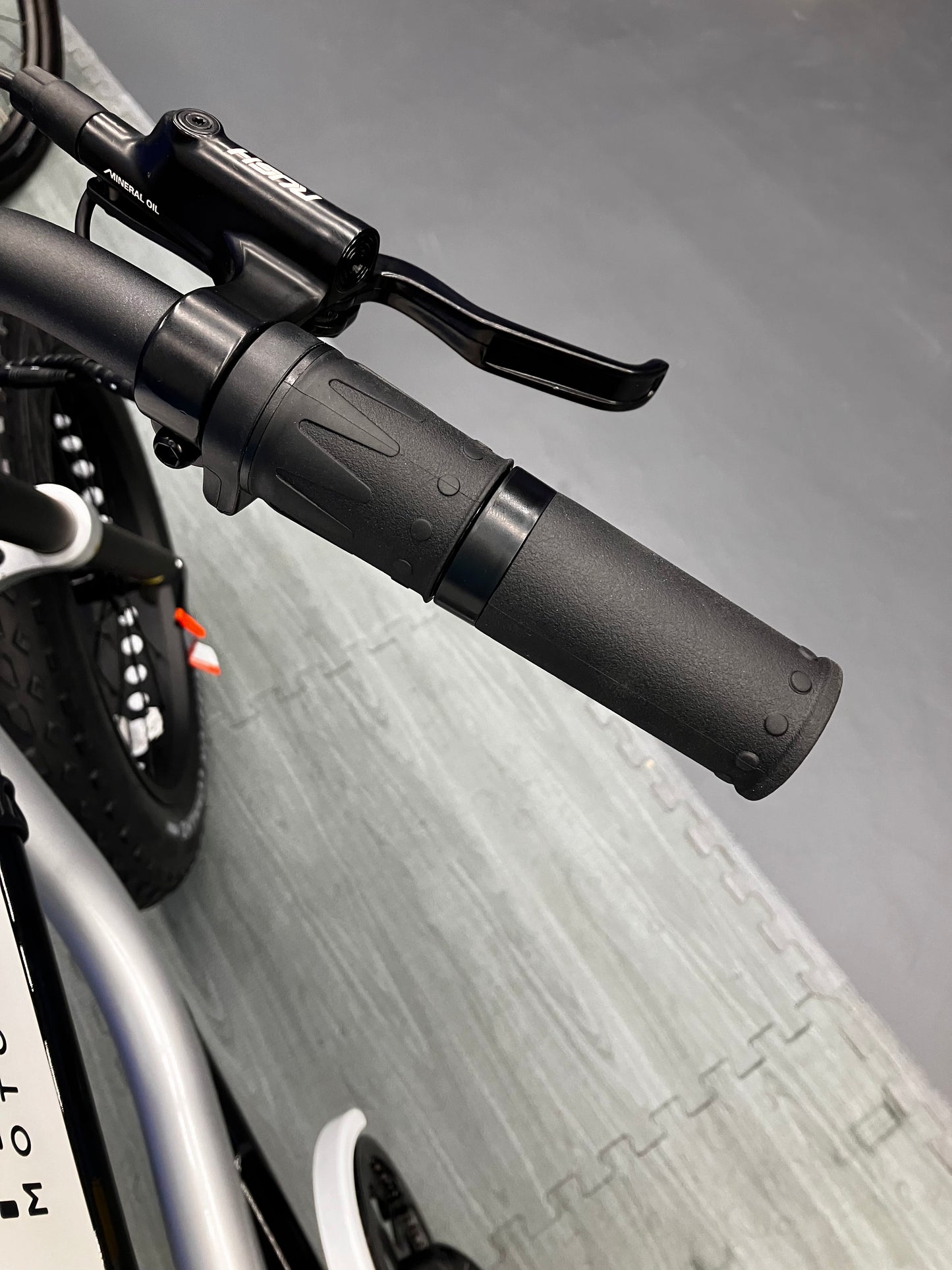 Anza 750s- Monday Motorbikes $600 OFF!!